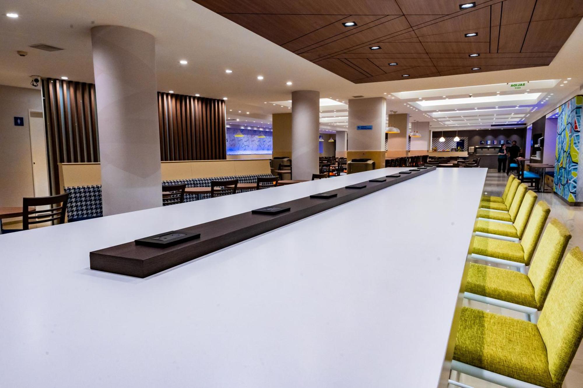 Holiday Inn Express Rosario By Ihg Exterior foto