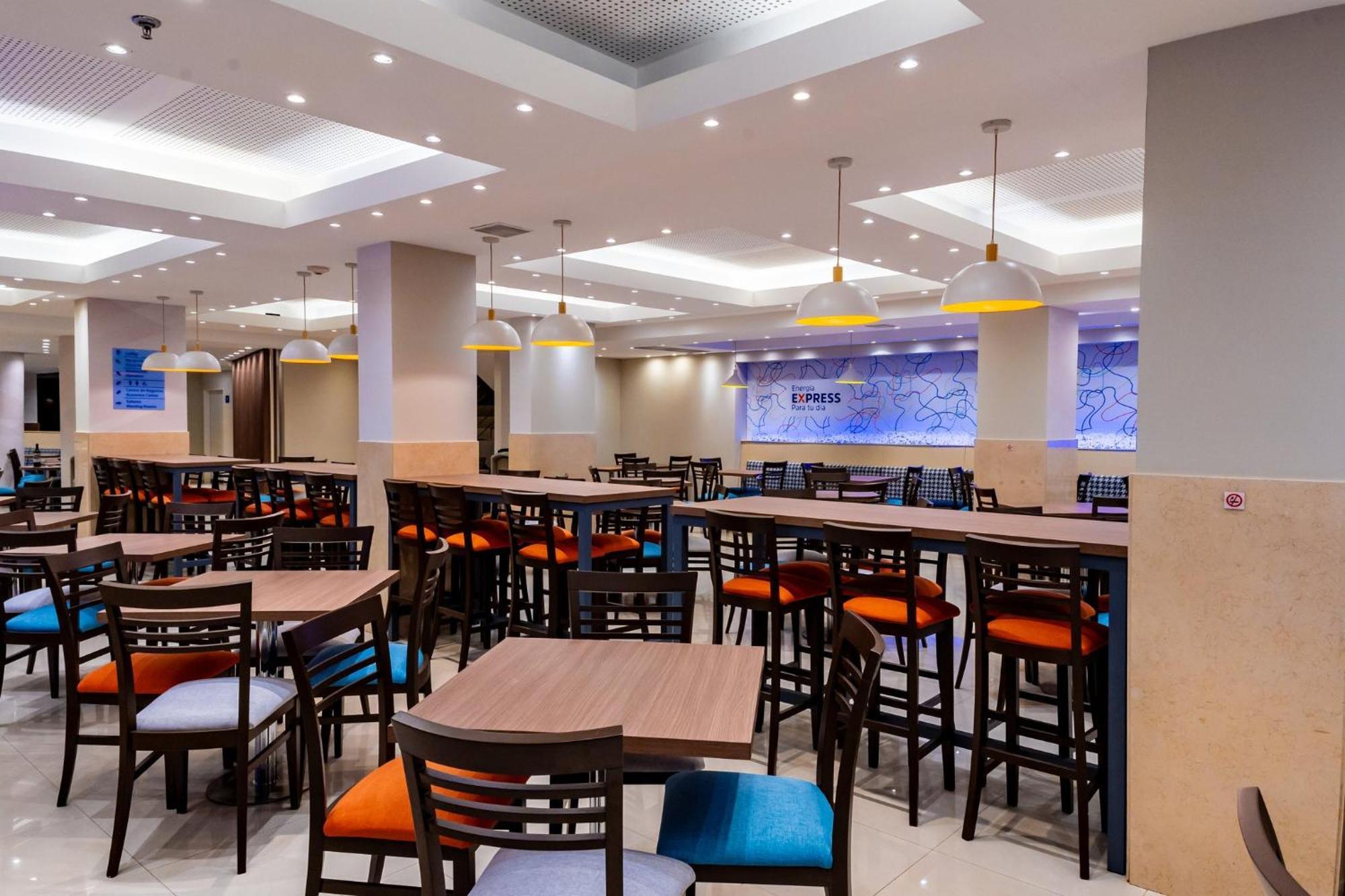 Holiday Inn Express Rosario By Ihg Exterior foto